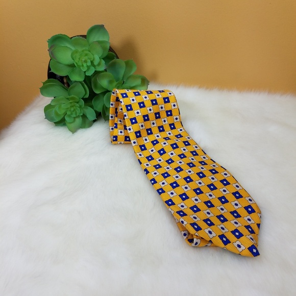 Vintage Other - Vintage Gap 100% silk yellow with design tie